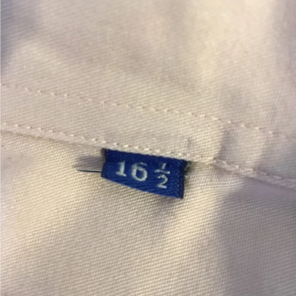 Men’s Cream/Pink Dress Shirt 16.5 pale, pink Button down button cuffs
